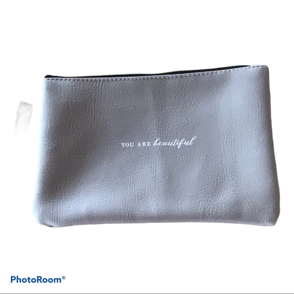 Beautiful makeup bag brand new with tags